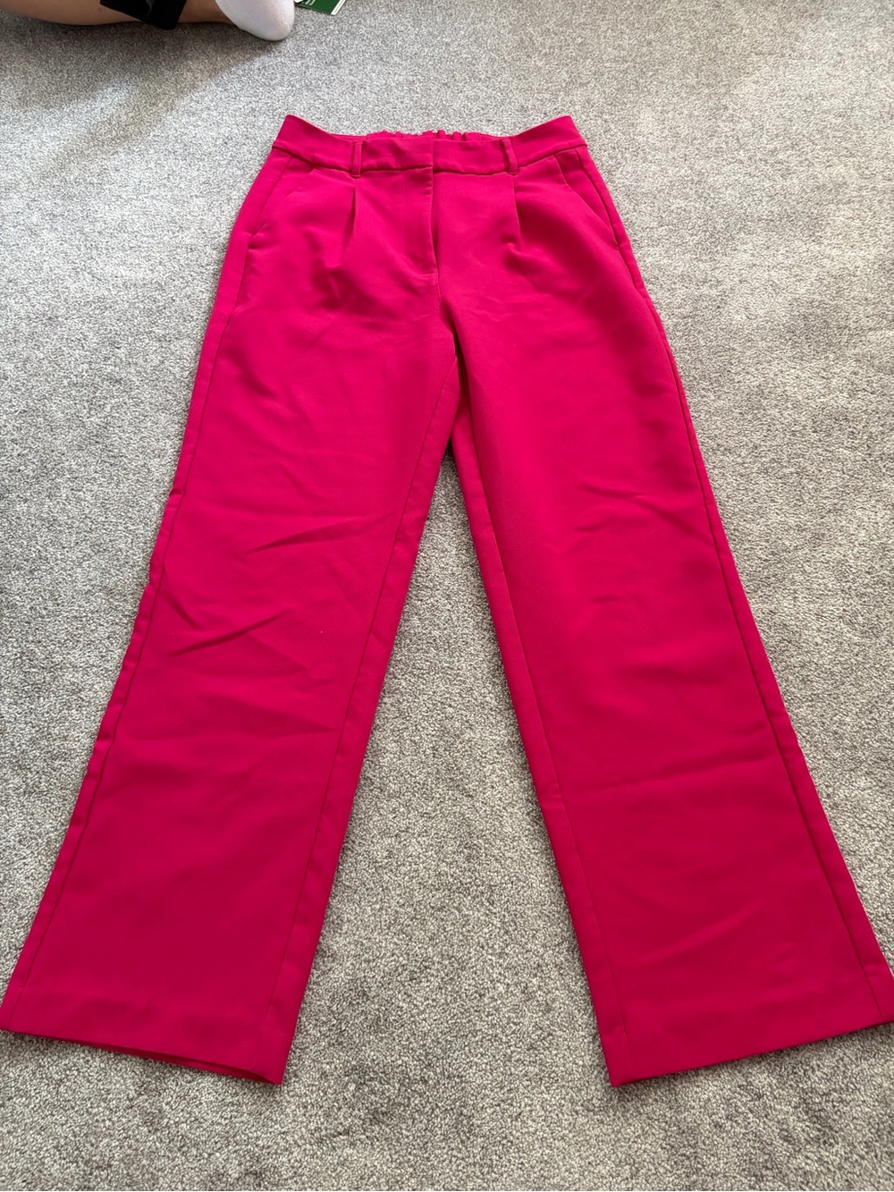 Old Navy Wide-Leg Pants in Fuchsia Pink